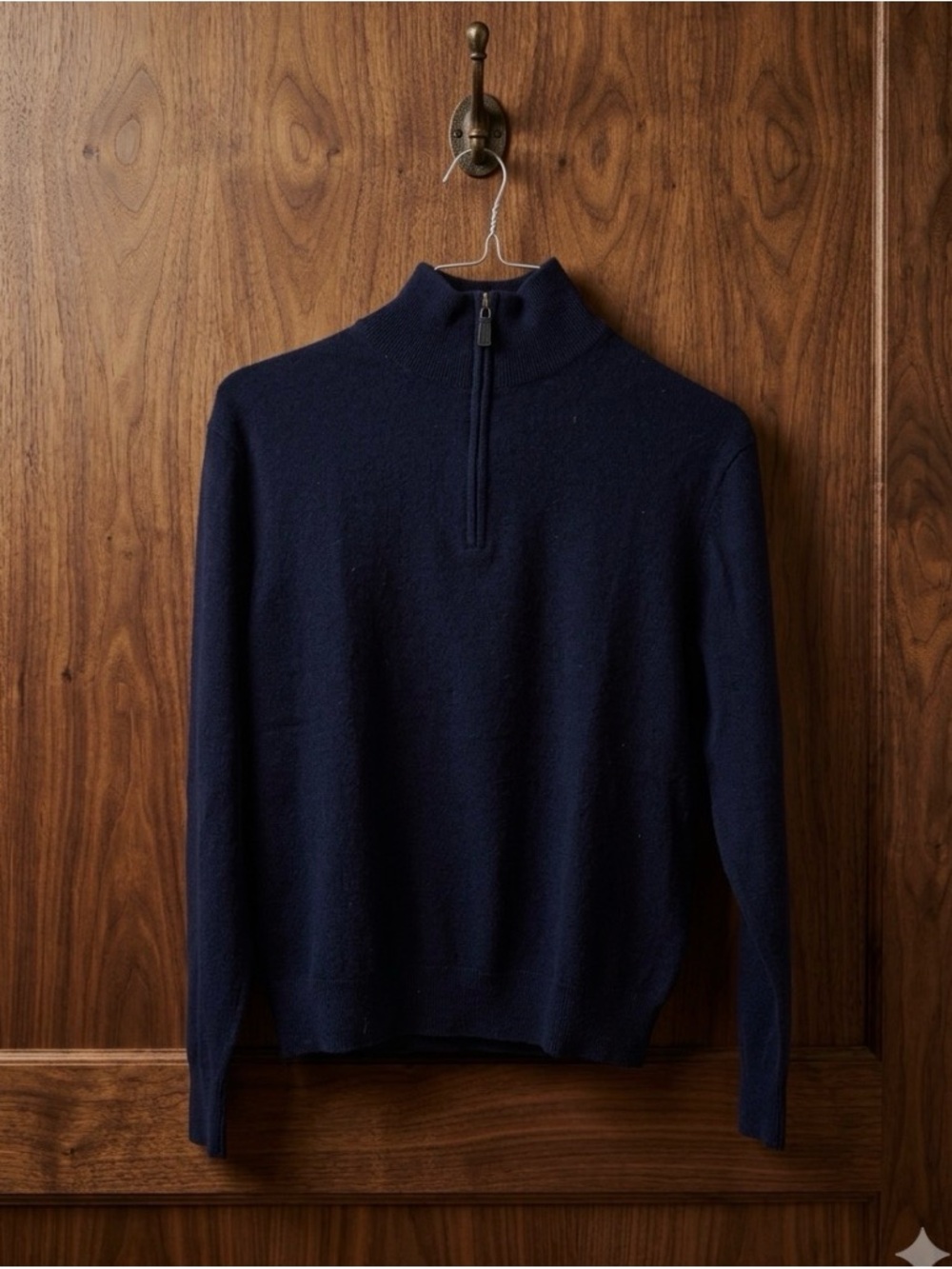 100 % Cashmere Men’s Navy quarter zip sweater size small